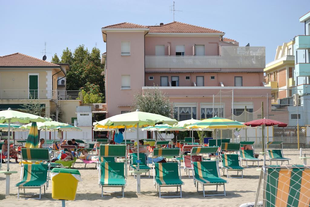 Hotel Vistamare Viserba Римини Экстерьер фото
