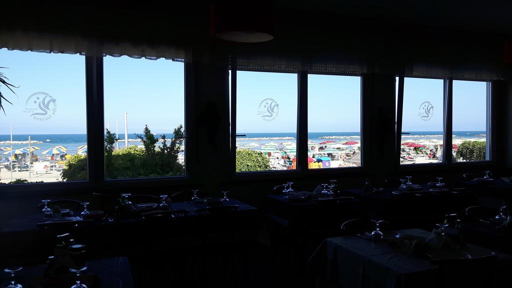 Hotel Vistamare Viserba Римини Экстерьер фото